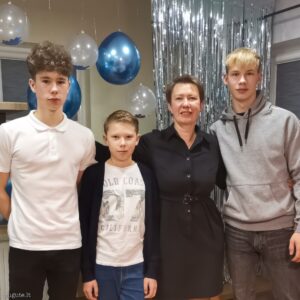 Enrikas, Nedas, Agnė ir Gustas