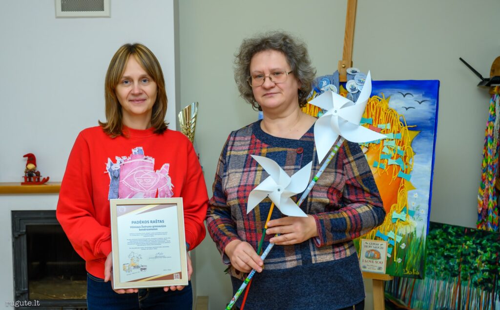 Dėkojame Vilniaus Žvėryno gimnazijos bendruomenei